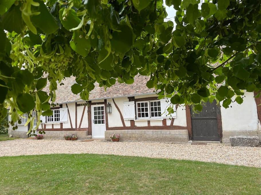 Le Colombage, Jolie Longere Pres De Giverny Eure Villa Hardencourt-Cocherel Exterior photo